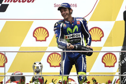 Podium: second place Valentino Rossi, Yamaha Factory Racing