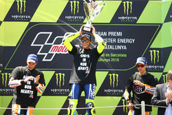 Podium: tweede plaats Marc Marquez, Repsol Honda Team, winnaar Valentino Rossi, Yamaha Factory Racin