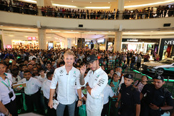 Nico Rosberg, Mercedes AMG F1, Lewis Hamilton, Mercedes AMG F1