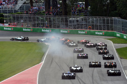 Lewis Hamilton, Mercedes-Benz F1 W08 leads at the start of the race
