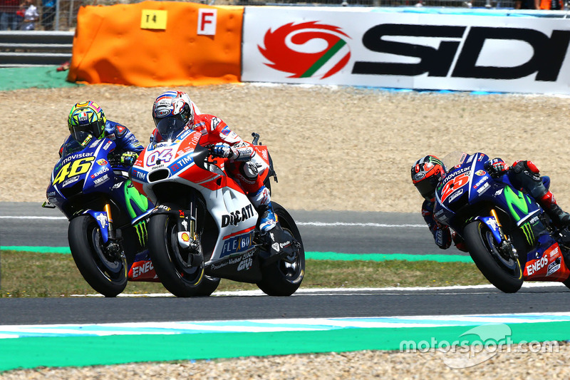 Rossi dégringole