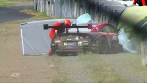 Suzuka 300 kilómetros: accidente de Quintarelli