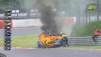24h de Nürburgring: incendio en el Porsche #69