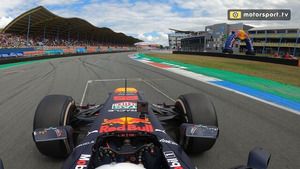 Coulthard y Red Bull a bordo del circuito TT de Assen