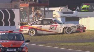 24 horas Nürburgring: accidente del Opel Manta #122