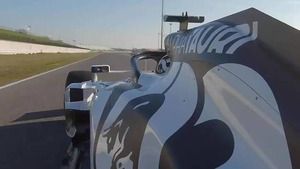 On board del AlphaTauri AT01 con Daniil Kvyat