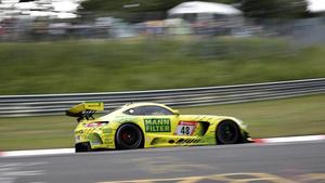 24 horas Nurburgring: accidente de Maxi Gotz