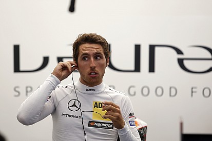 Kulcscsonttörést szenvedett a Mercedes DTM-versenyzője