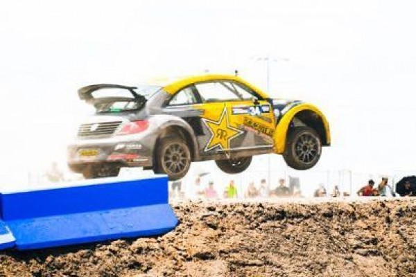 Beetle przed ośmioma Fiestami