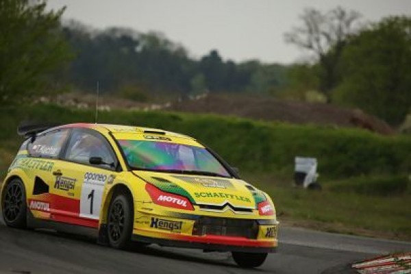 Kuchar wygrywa w Toruniu