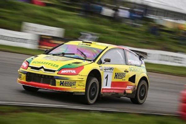 Drugi z rzędu triumf Kuchara i pech Gagackiego