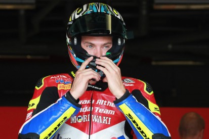 Schrecksekunde in Thailand: Leon Camier überrollt Thitipong Warokorn
