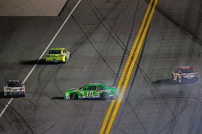 Patrick finishes 14th in Daytona 400