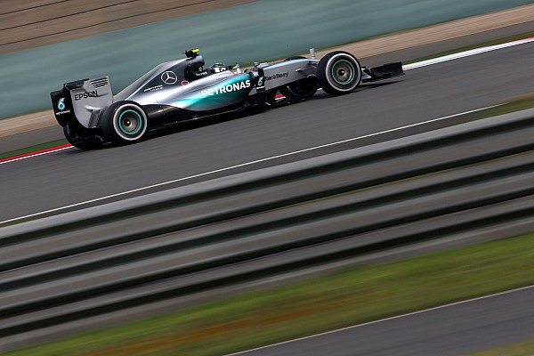 Rosberg, "frustrado" al perder la pole por tan poco