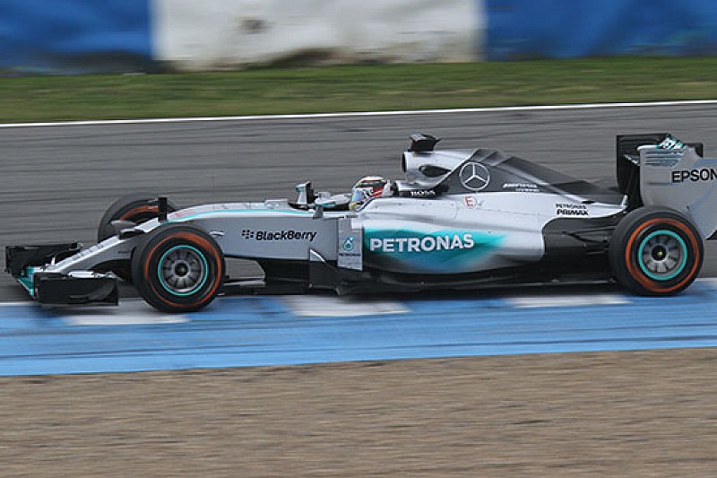 Mercedes: team con più km oggi nonostante il guasto