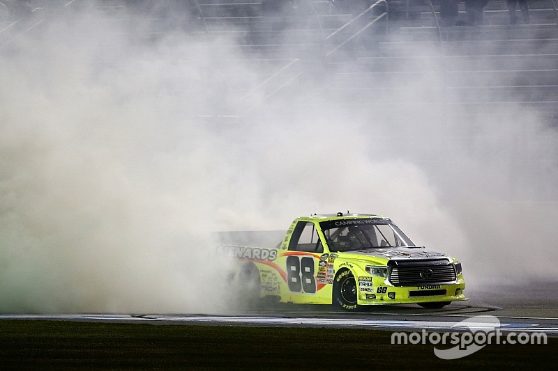 Vencedor Matt Crafton, ThorSport Racing Toyota celebra