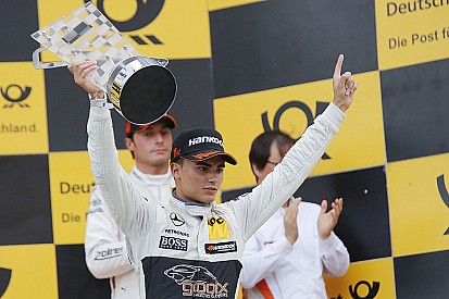 Wehrlein supera a Wittman para ganar en Moscú
