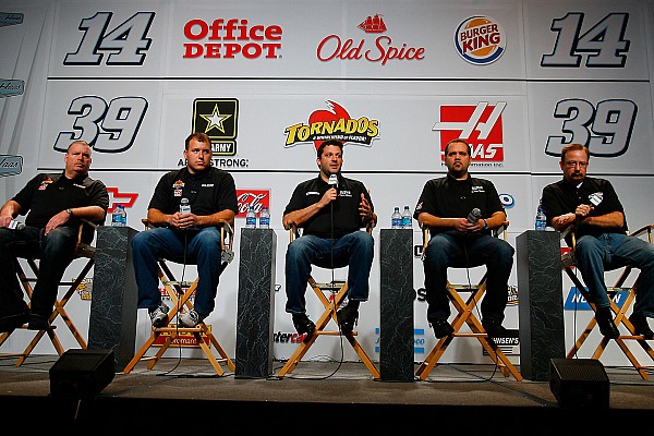 Tony Gibson está de regreso en la pista después de la apendicectomía de emergencia