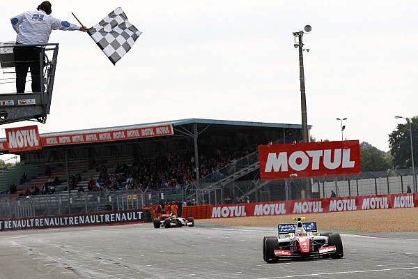 Oliver Rowland llega a siete victorias en el año 