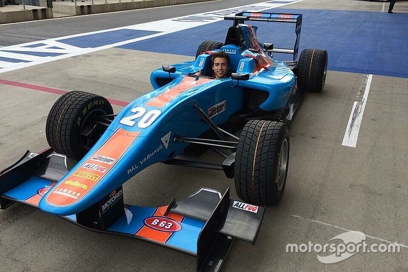 Marcos Siebert, sobre el auto de GP3 del equipo Jenzer Motorsport