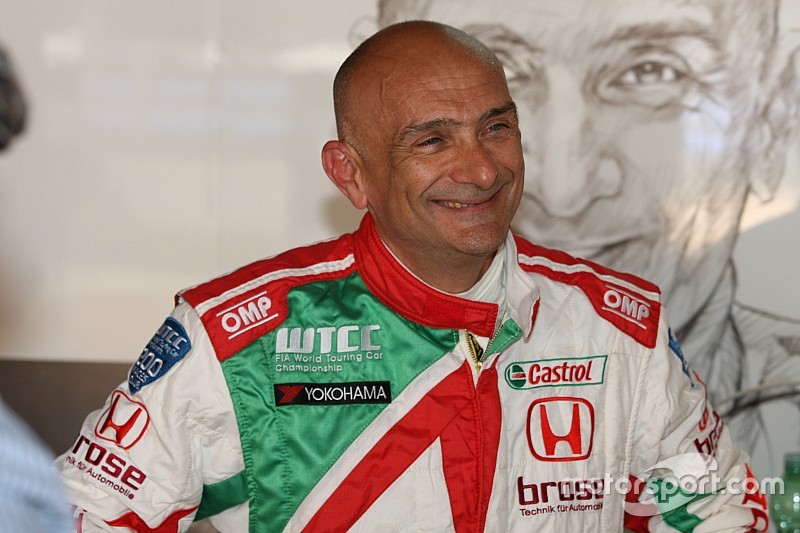 Gabriele Tarquini, Honda Civic WTCC, Castrol Honda WTC Team
