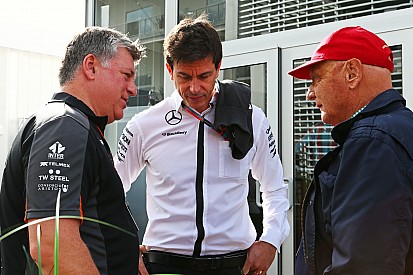 Toto Wolff Q&A: 'Twee motoren schadelijk voor F1'