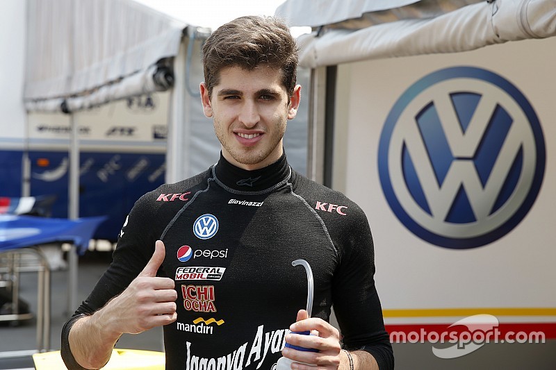 Master of F3 Giovinazzi stapt in sportscars