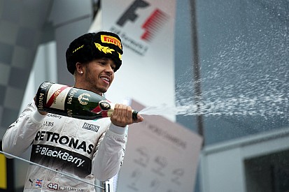 F1 beëindigt samenwerking met champagnemerk Mumm
