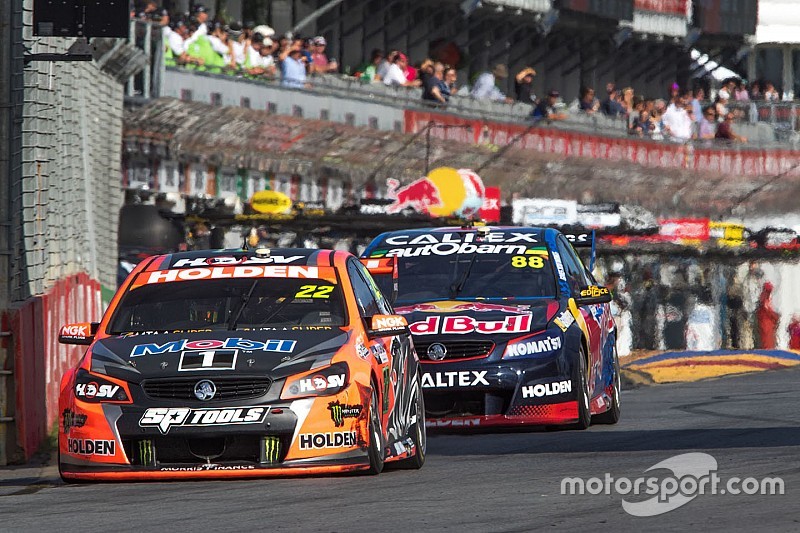 Whincup und Courtney gewinnen den Adelaide-Auftakt