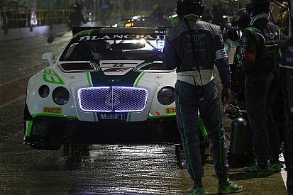 Victoire surprise de Bentley lors de la course qualificative