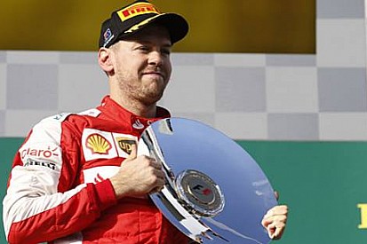 Vettel: Podyum serisi yakalamalıyız