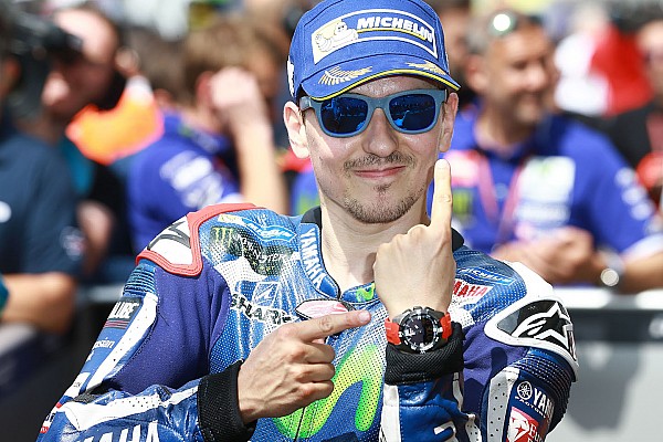 Lorenzo: &ldquo;Fiche a quien fiche Yamaha, no le ser&aacute; f&aacute;cil ganar a Rossi&rdquo;