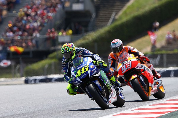 Rossi domina a M&aacute;rquez en Catalunya