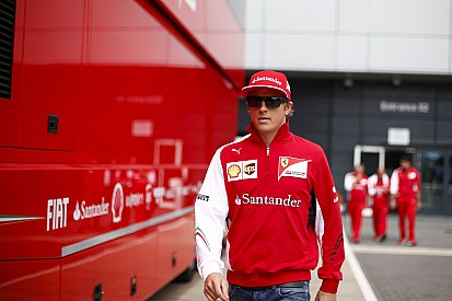 Röviden: Raikkönen autója szinte használhatatlanra tört