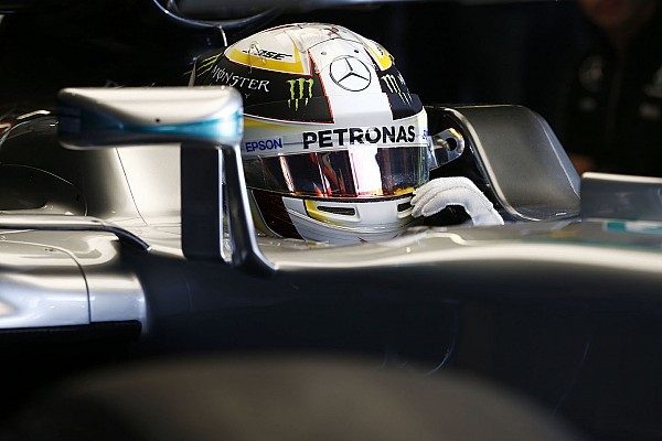 Mercedes sobra com Hamilton e Rosberg no TL1 em Silverstone