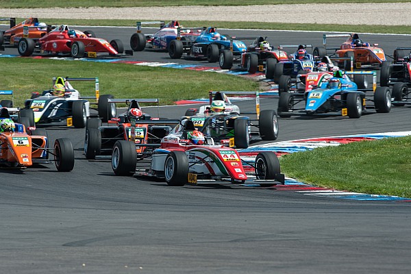 Raúl Guzmán finaliza cuarto en Mugello 