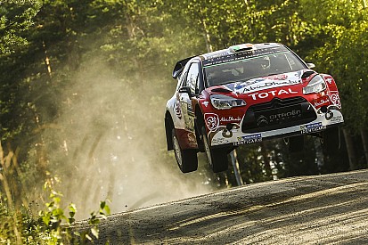 Bildergalerie: Fliegende Autos bei der Rallye Finnland