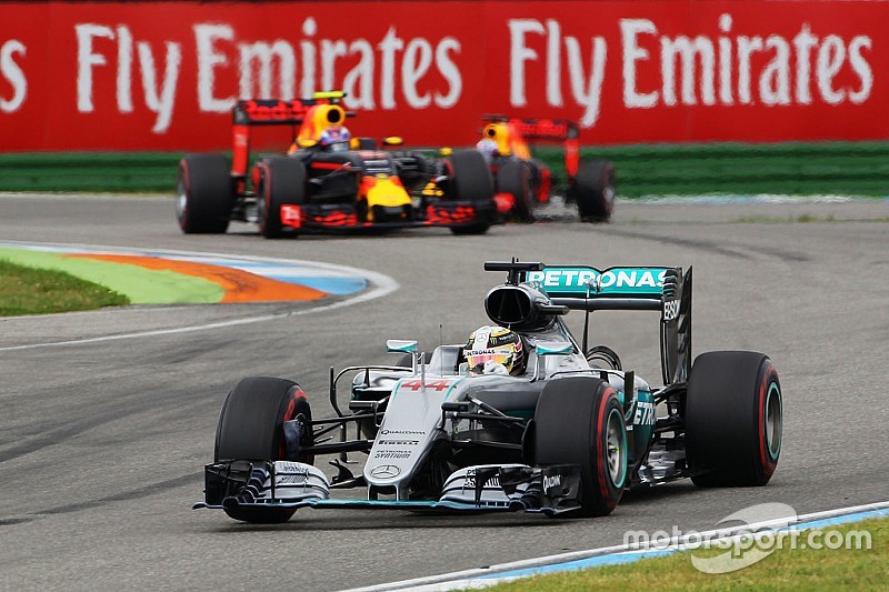 Lewis Hamilton, Mercedes AMG F1 W07 Hybrid