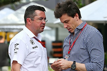 Streit um Ingenieur Serra: McLaren zerrt Mercedes vor Gericht