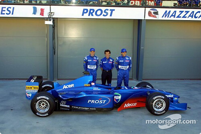 Jean Alesi, Alain Prost and Gaston Mazzacane with the AP04