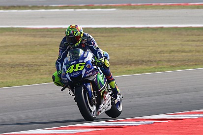 MotoGP Misano: Valentino Rossi im 1. Training vorne, schwerer Sturz von Andrea Iannone