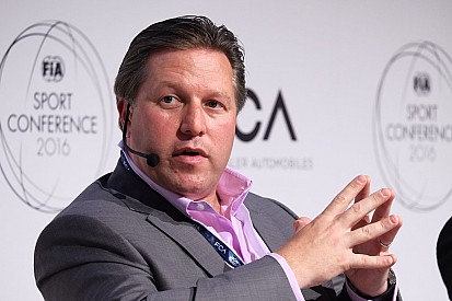 Zak Brown mundur dari CSM di tengah-tengah rumor jabatan di F1