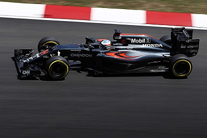 Weitere neue Teile: Fernando Alonso in Sepang mit Strafversetzung um 45 Plätze
