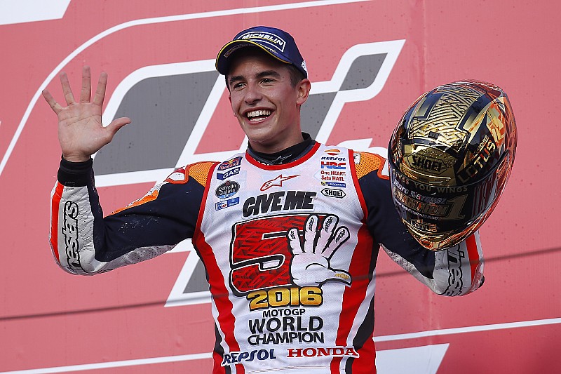 Marc Márquez y esa mujer llamada