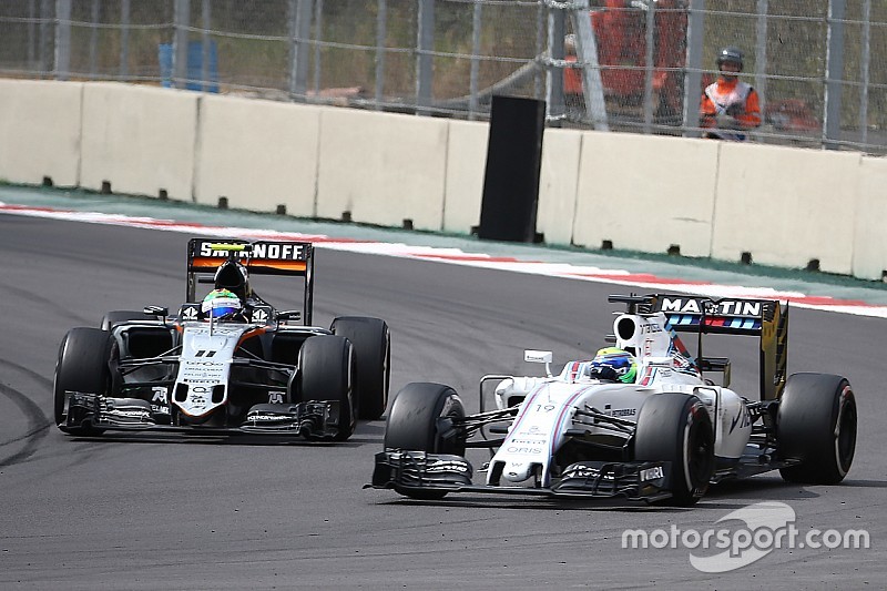 Felipe Massa, Williams Martini Racing FW38 leads Sergio Perez, Force India F1 VJM09