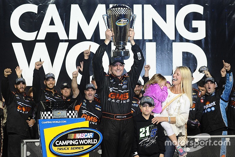 2016 Champion Johnny Sauter, GMS Racing Chevrolet