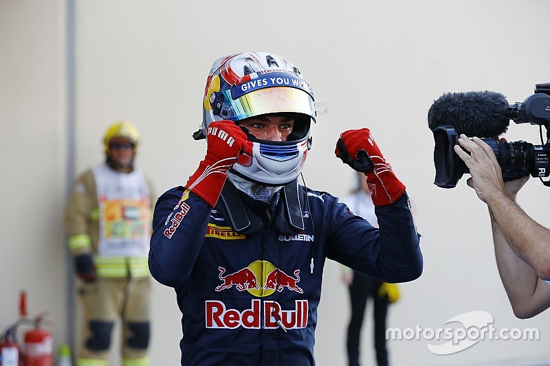 Campeón 2016 GP2 Series Pierre Gasly, PREMA Racing