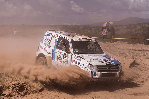 Esteve y Cristina Guti&eacute;rrez salen vivos de las dunas de Capricornio