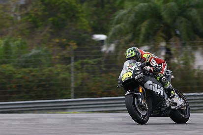 Crutchlow admite que Honda "va con el paso cambiado" de nuevo