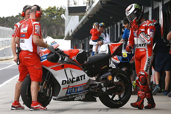 Ducati leva nova carenagem para teste no Catar